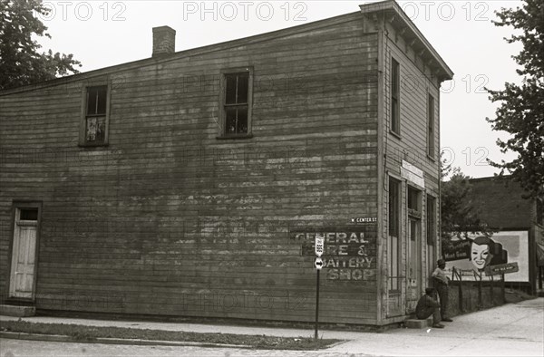 Saturday afternoon in London, Ohio, "the other side of the tracks" 1935