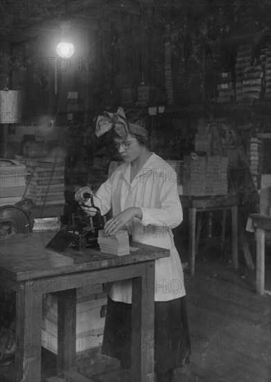 Stamping labels. Boston Index Card Co., 113 Purchase Street.] Location: [Boston, Massachusetts] 1917