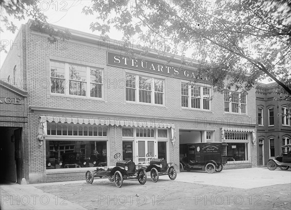 Auto Parts Garage 1920