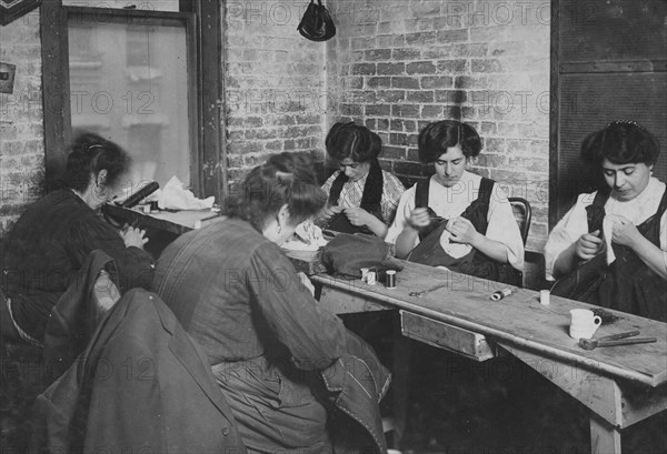 Sweatshop of Mr. Goldstein 30 Suffolk St. 1908