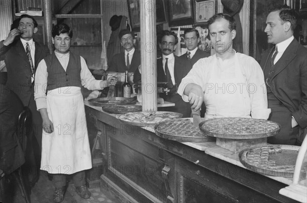 Syrian Restaurant Services its Pastries