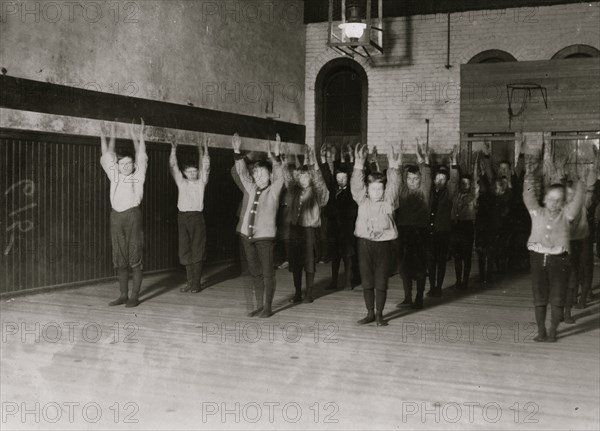 United Workers Boy's Club, New Haven, Conn. In the gymnasium 1909
