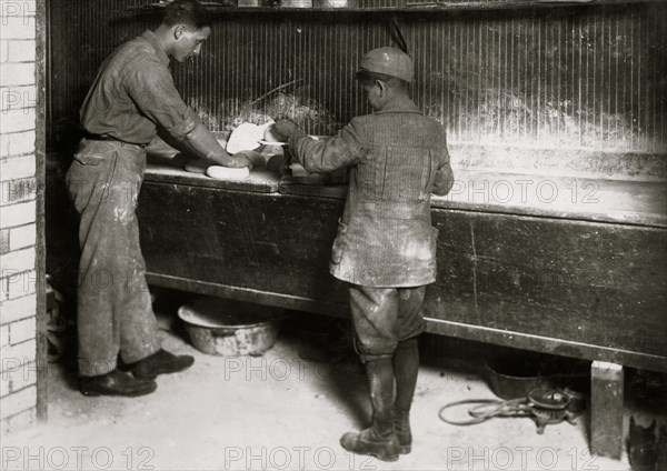 Vincenzo Messina baking bread for father 1917