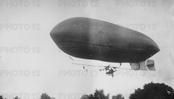 Willow Dirigible 1900