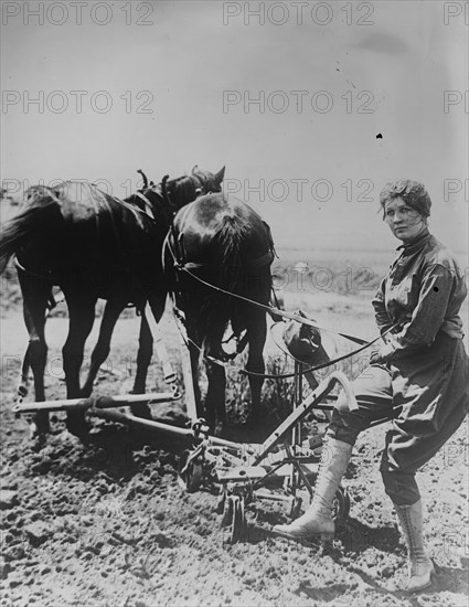 Woman's Land Army, Plowing a Field 1917