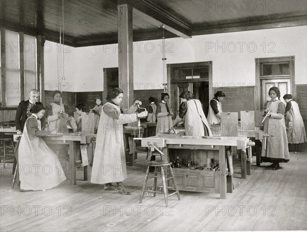 Woodworking Class 1899