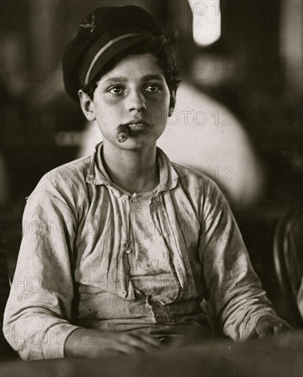 Young Cigar makers 1909