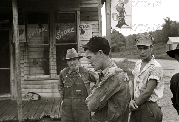 Zinc, Arkansas, deserted mining town 1935