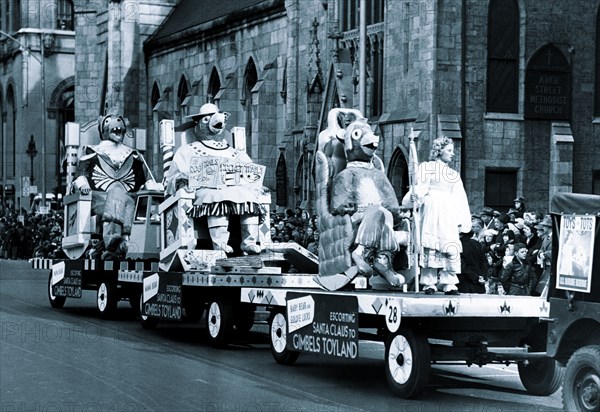 Gimbels Parade Float, Philadelphia, PA