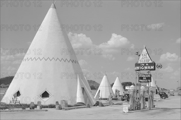 East and sleep in a Wigwam 1940