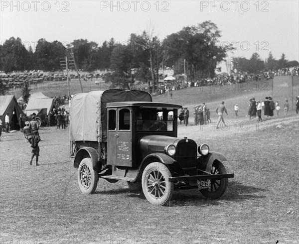 U.S. Army Cargo Tent truck