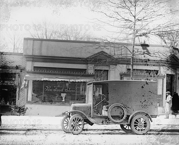 Pine Food Store