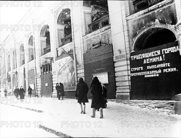 world war ll: nevsky prospect in leningrad during the blockade.