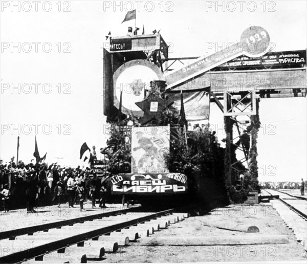 Siberia, 1929, a scene on the turkestan - siberian railway line (turksib), this was the first major construction job of the ussr's railway transport, it linked two of the country's richest areas - siberia and central asia - by the shortest route, it was finished a year ahead of schedule.