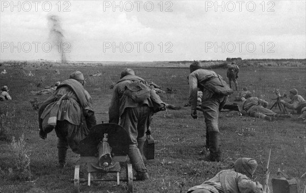 World war 2, august 1943, the kharkov area, a unit taking up a new line, ukraine.