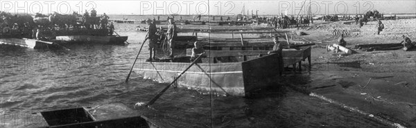 World war 2, red army troops crossing the dnieper river north of kiev, october 1943.