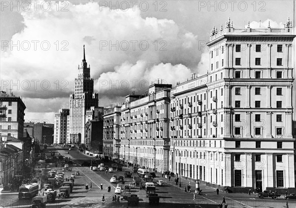 Sadovaya-chernogryazskaya street in moscow, ussr, october 1954.