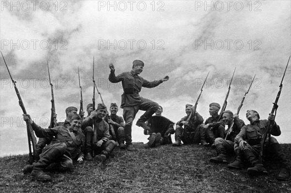 Soviet red army frontier guards during a break on the south eastern frontier of the ussr, december 1939.