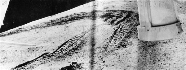 Luna 21 mission, tracks on the surface of the moon made by the soviet remote-controlled lunar rover, lunokhod 2, part of a series of panoramic images taken by the rover on february 18, 1973.
