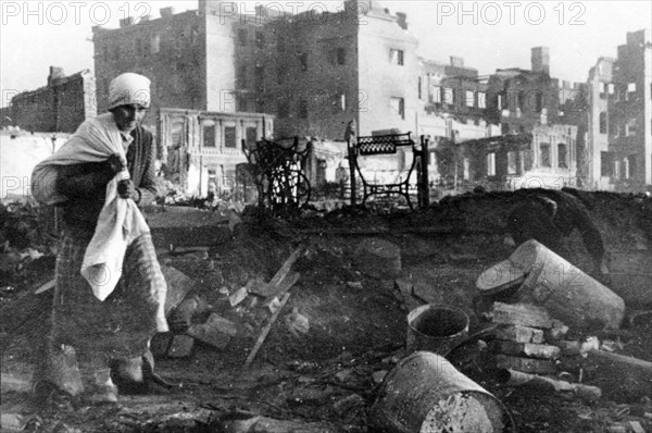 Stalingrad/devastation during world war two.