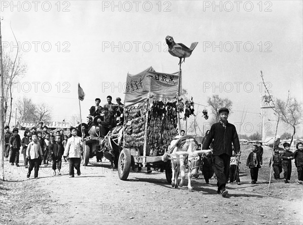 More than 400,000 grain-eating sparrows were wiped out in the three day all-out war on them which ended april 21, 1958, 1,370 sparrows eliminated in the first day by peasants of yuehkochuan hsiang outside of peking are being displayed on a cart.