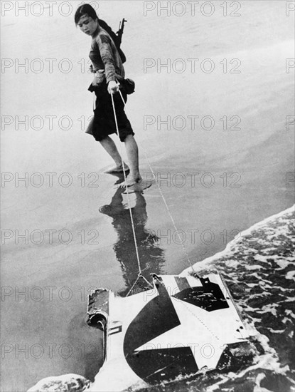 Justified punishment', september 1970, this photo was the winner of a gold medal at the 5th berlin international photo exhibition (bifota) which opened on february 6, 1970.