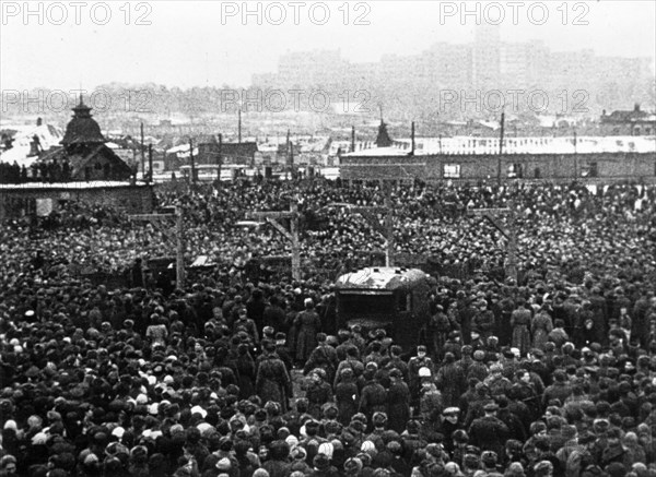 World war 2, december 19, 1943, still from a film on the kharkov trial produced by artkino, a long shot of the crowd at the execution.