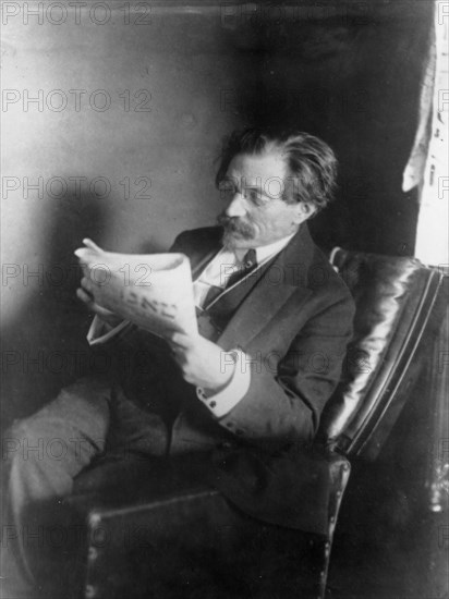 Jewish writer, shalom aleichem (1859 - 1916).