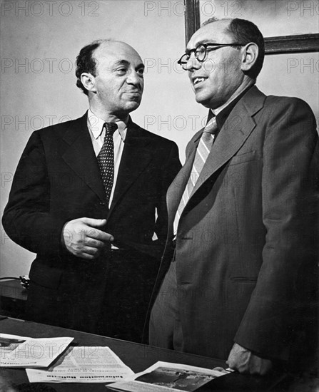 Actor solomon mikhoels (left) and poet itzik feffer, officers of the jewish anti-fascist committee, during their fund-raising trip to the united states in 1943.