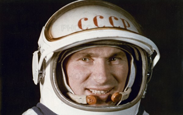 Soviet cosmonaut pavel belyayev, voskhod 2 mission, 1965.