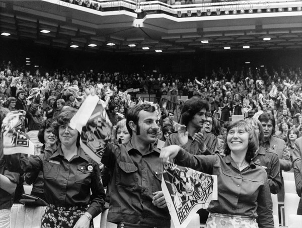 10th free german youth parliament in berlin, june 1976, delegates during a speech given by egon krantz, the first secretary of the fdj central council.