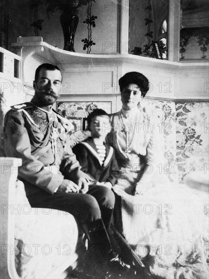 The royal couple of russia, tsar nicholas ll and tsarina alexandra fyodorovna with their son.