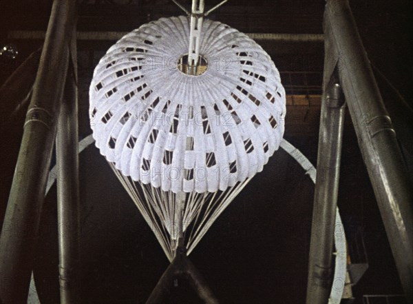 Parachute for soviet space probe venera 5 or 6 being tested in a wind tunnel, this is a still from the film 'the storming of venus', produced by e, kuzis at the tsentrnauchfilm central scientific film studio, released on may 17, 1969.