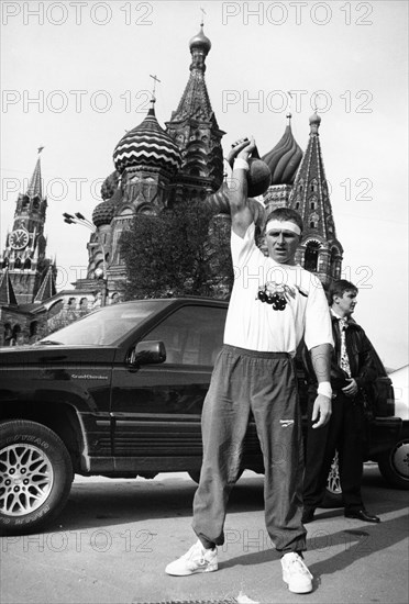 Russian athlete boris gridnev, 32, from the city of yelets, breaks the guinness book weight lifting record by lifting a 16kg weight 4510 times in 4 hrs, 15 min, on october 5, 1995, moscow, russia.