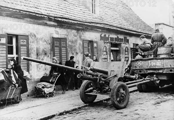 Soviet red army troops on the outskirts of berlin, germany, april 1945.