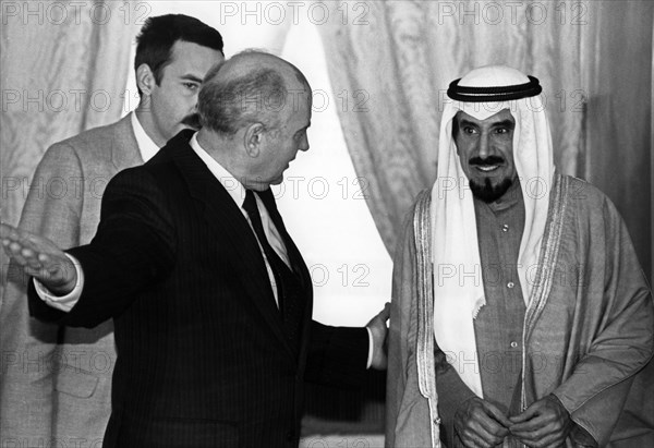 Mikhail gorbachev with sheik jaber al-ahmad al-sabah, emir of kuwait, prior to their talks on november 9, 1991, the emir came to moscow seeking assistance in freeing kuwaiti citizens who were still being held captive by the iraqis.