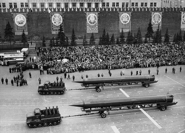 Sandal (ss-4) missiles at a 1961 may day parade in red square, moscow, ussr, the ss-4 is a single-stage, liquid-fuel irbm with a choice of nuclear or conventional warheads and a range of 1,100 miles, first seen in 1961.