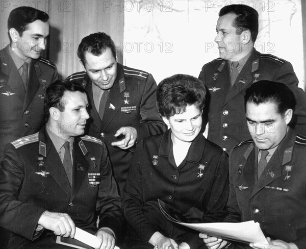 Soviet cosmonauts (left to right) bykovsky, gagarin, titov, tereshkova, popovich, and nikolayev.