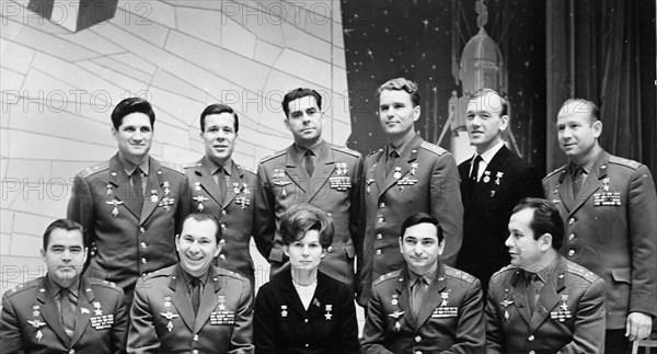 Soviet cosmonauts: a, nikolayev, p, belyaev, v, tereshkova, v, bykovskiy, p, popovich, (l to r), front row), 2nd row: b, volynov, e, khrunov, georgi beregovoy, v, shatalov, a, eliseev, a, leonov, january 1969, moscow, ussr.