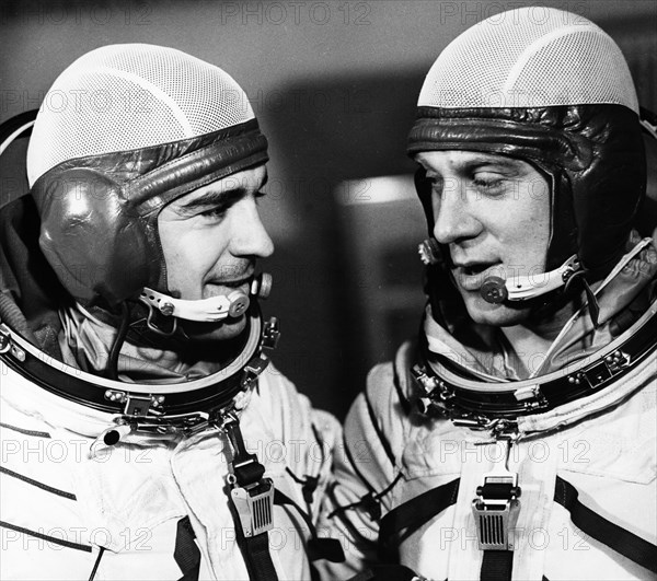 The soyuz 23 crew, commander v,d, zudov (left) and flight engineer valeri rozhdestvensky, during training at the yuri gagarin cosmonaut training center, october 1976.