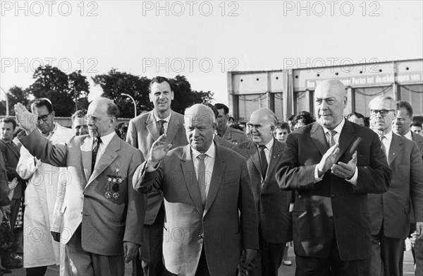 Nikita khrushchev visiting the gdr in 1962, walter ulbricht (left) and ju, zirankevich (right) accompany him.