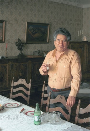 Chingiz (tschingis) aitmatov, famous kirghiz writer.