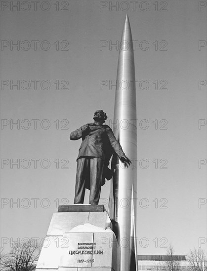 A monument to konstantin tsiolkovsky, designed by sculptor a, faidish krandiyevsky, and unveiled in 1957 in kaluga to comemorate the centenary of the scientist's birthday.