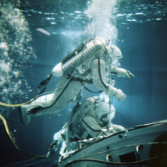 Cosmonauts training in a hydro laboratory at the gagarin cosmonaut training center, 1980.