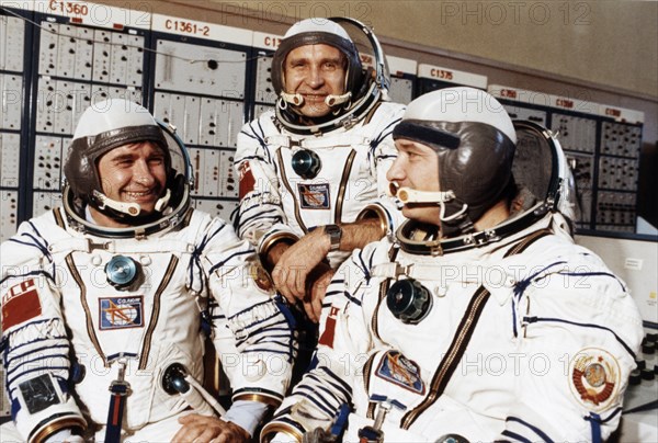 Salyut 6, soyuz t-3, soviet cosmonauts gennady strekalov, oleg makarov, and leonid kizim during training, 1980.