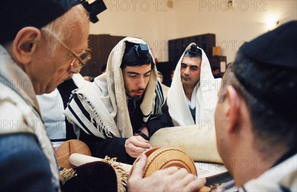 Morning prayers at moscow choral synagogue, russia, december 1999.