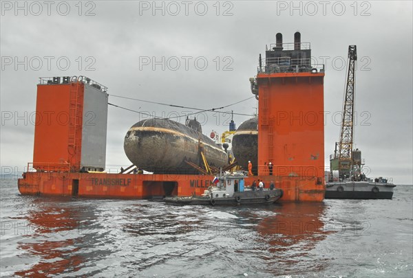 Maritime territory, russia, july 10, 2009, dutch ‘transshelf’ transport vessel carrying two shchuka class nuclear-powered submarines on board arrives at far eastern shipyard zvezda, the decommissioned submarines have been brought here for utilization.