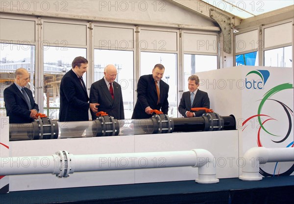 Azerbaijan, may 25, 2005, turkish president ahmet necdet sezer, georgian president mikhail saakashvili, u,s, energy secretary samuel bodman, azerbaijani president ilham aliev and bp plc chief executive john brown (l-r) attend an inauguration ceremony of the azerbaijani section of the baku-tbilisi-ceyhan international pipeline at the sangachal oil terminal, about 25 miles south of baku.