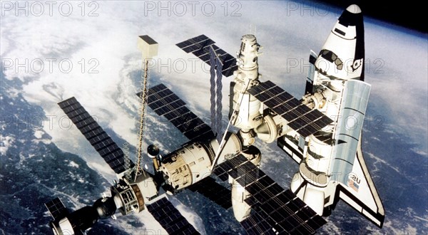 On the 29th of june 1995 the spaceship 'atlantis' (usa) docked with the space station 'mir' for a joint space flight lasting five days, nasa photo.