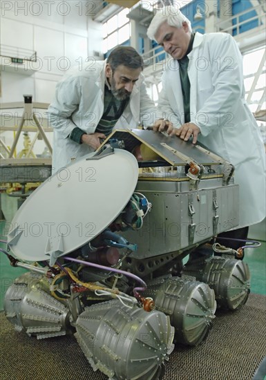 Chief specialist for planetokhod (planet rover) boris rostovtsev (l) and deputy director general of the lavochkin research and production association, chief designer of planetokhod ruslan komayev seen at the federal state unitary enterprise (fgup) lavochkin research and production association (npo), moscow region, russia, january 17, 2007.